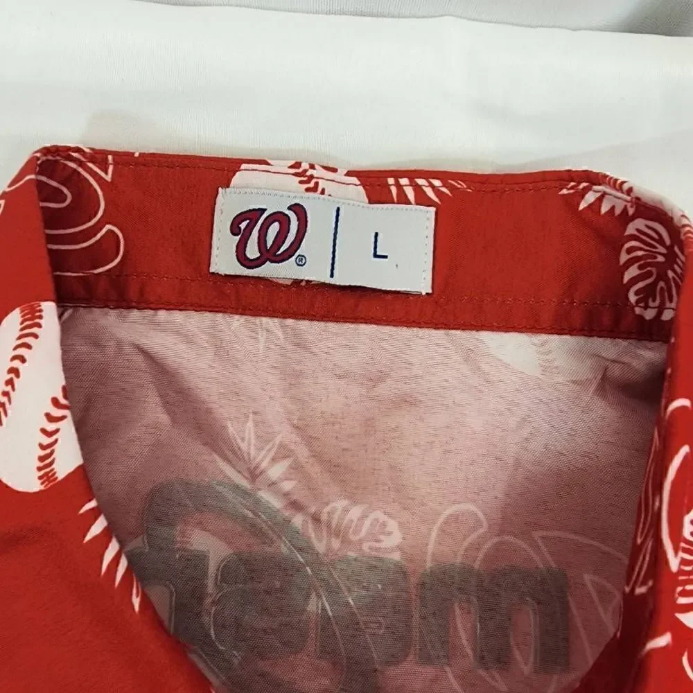 Masn mens Washington Nationals Button up Shirt red white size L